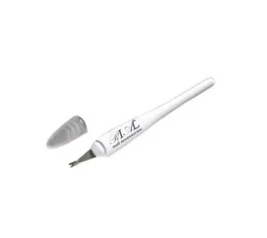 Rial Cutit pentru cuticule cu capac 016