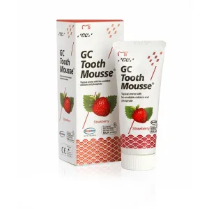 Crema dentara topica pe baza de apa cu aroma de Capsuni Tooth Mousse, 40 g, GC