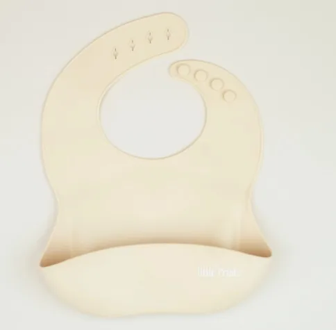 Baveta silicon cream, Little Prints — preț și oferte