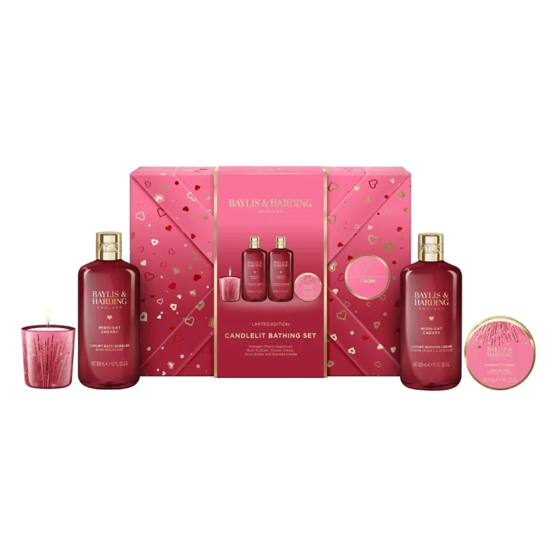 Set de ingrijire Candlelit Midnight Cherry, 4 piese, Baylis & Harding — preț și oferte