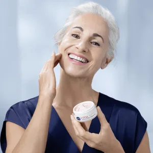 Nivea Vital Radiant Skin, cremă de zi antirid, piele matură, 50 ml