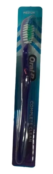 Periuță de dinți Oral-B Complete Clean, 1 buc