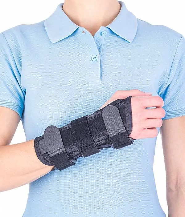CARPOFIX Orteza de incheietura, marimea 3 TRIAMED — preț și oferte