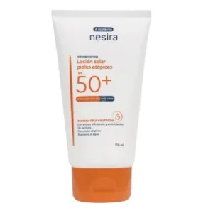 Acofarma Nesira Solar SPF 50+ Loțiune solară pentru pielea atopică 150 ml
