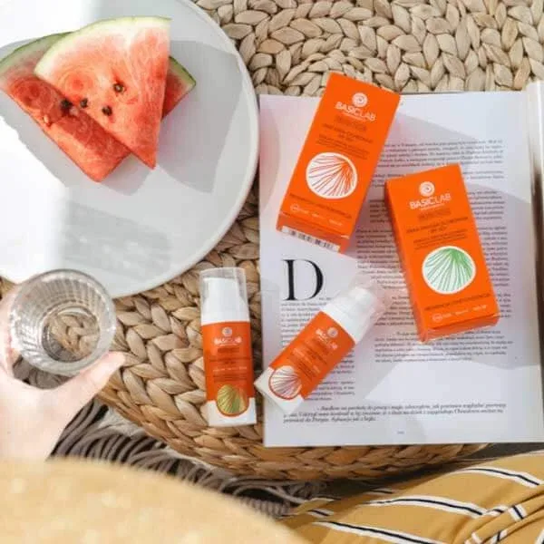 BasicLab Protecticus, emulsie de protecție ușoară, prevenire și antioxidare, SPF 50+, 50 ml — preț și oferte