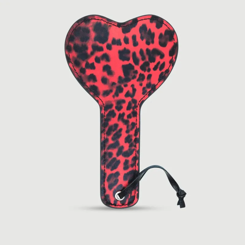 Paletă în formă de inimă cu animal print - roșu — preț și oferte