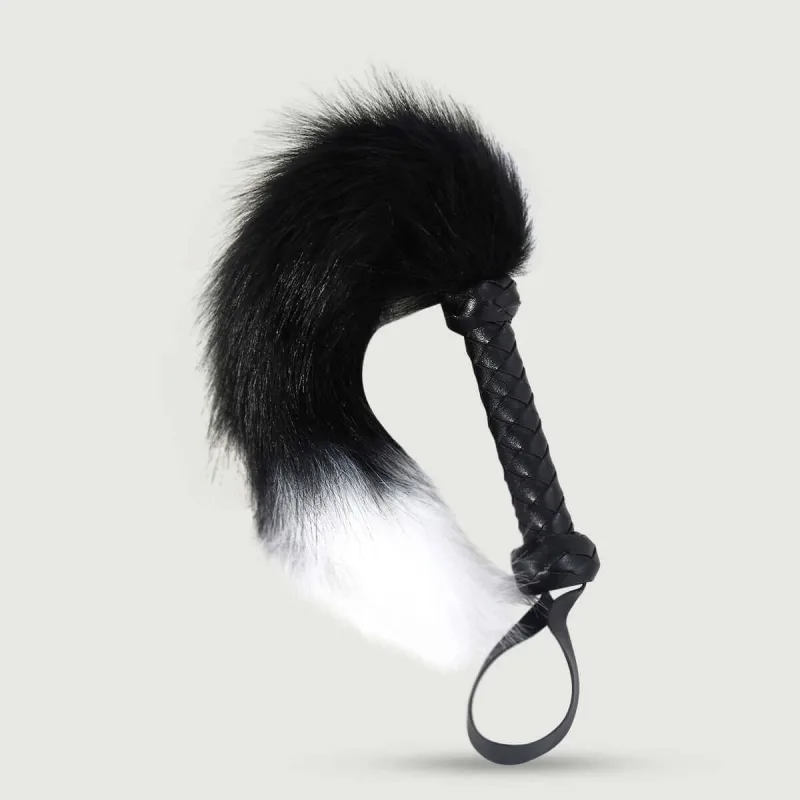 Fluier Fox Tail cu mâner împletit - negru — preț și oferte