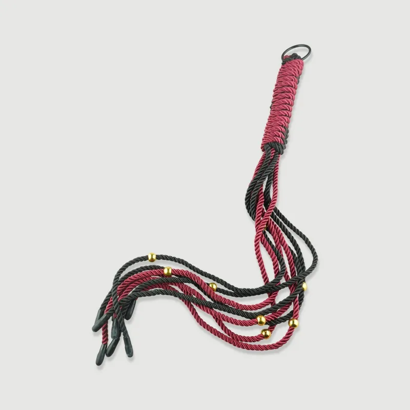 Flogger cu frânghie cu mărgele de aur - roșu/negru — preț și oferte