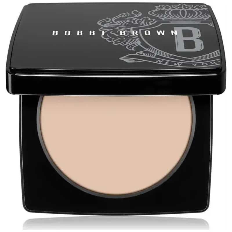 Bobbi Brown Sheer Finish Pressed Powder – pudră compactă – nuanța Warm Natural — preț și oferte