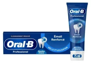 Oral-B Professional Pastă de dinți pentru întărirea smalțului 75 ml
