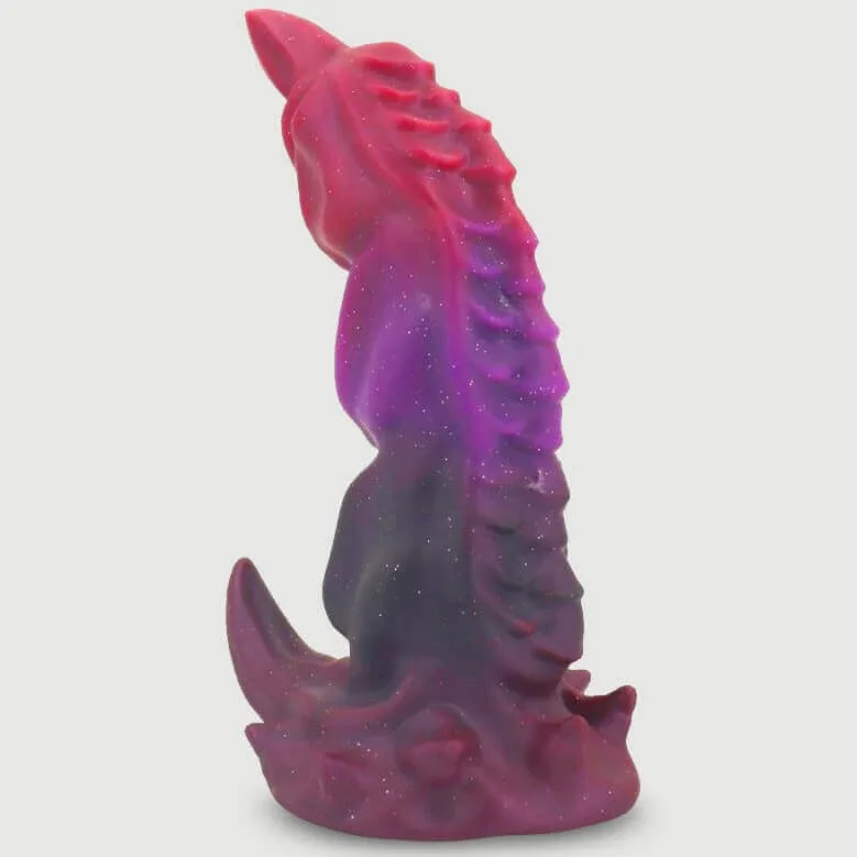 Dildo din silicon Galactic cu vârf ascuțit, 22 x 7 cm – Violet — preț și oferte