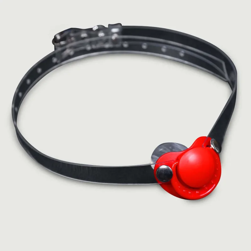 Căluș tip suzetă cu curea din piele și cataramă metalică – Roșu — preț și oferte