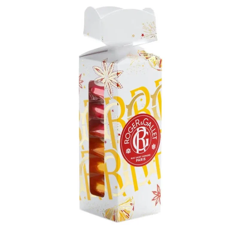 ROGER & GALLET SET DE 6 PĂTRĂȚELE DE BAIE CU GHIMBIR ROȘU ȘI LEMN DE PORTOCAL — preț și oferte
