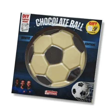 Ciocolata belgiana alba si neagra in forma de minge de fotbal, 105 g, Bernard Chocolate — preț și oferte