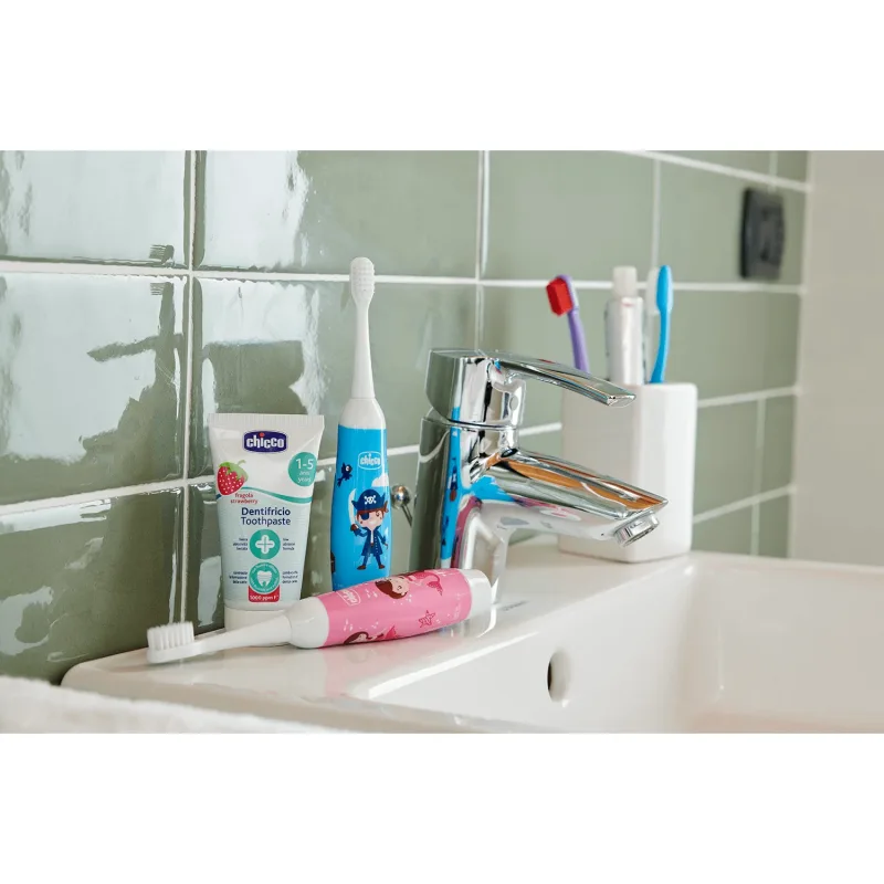 Chicco, pastă de dinți pentru copii, aromă de căpșuni, de la 12 luni, 50 ml — preț și oferte