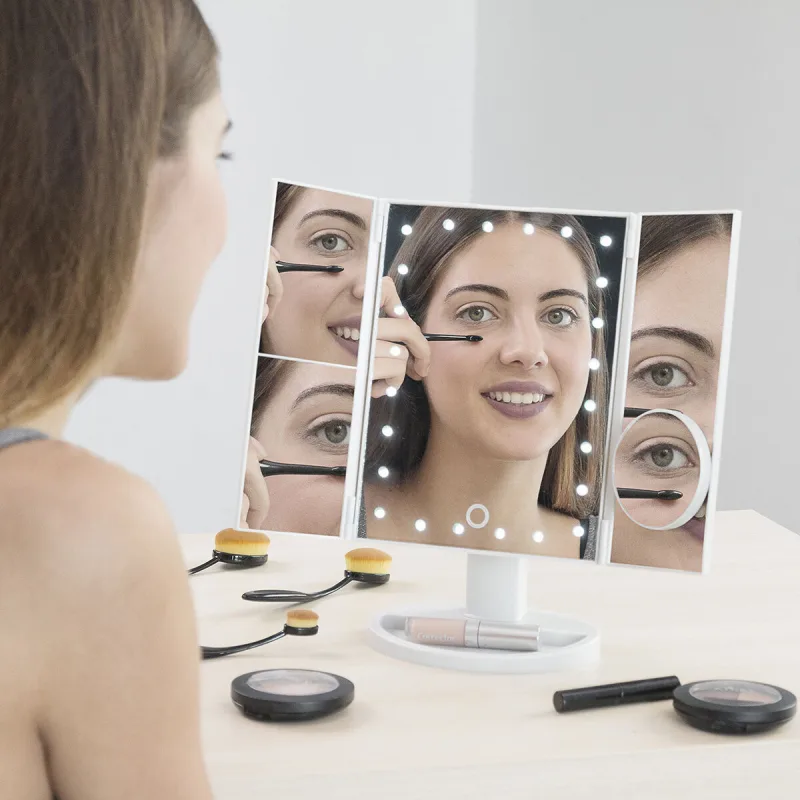 Oglindă de machiaj, InnovaGoods, LED, alb, pliabilă — preț și oferte